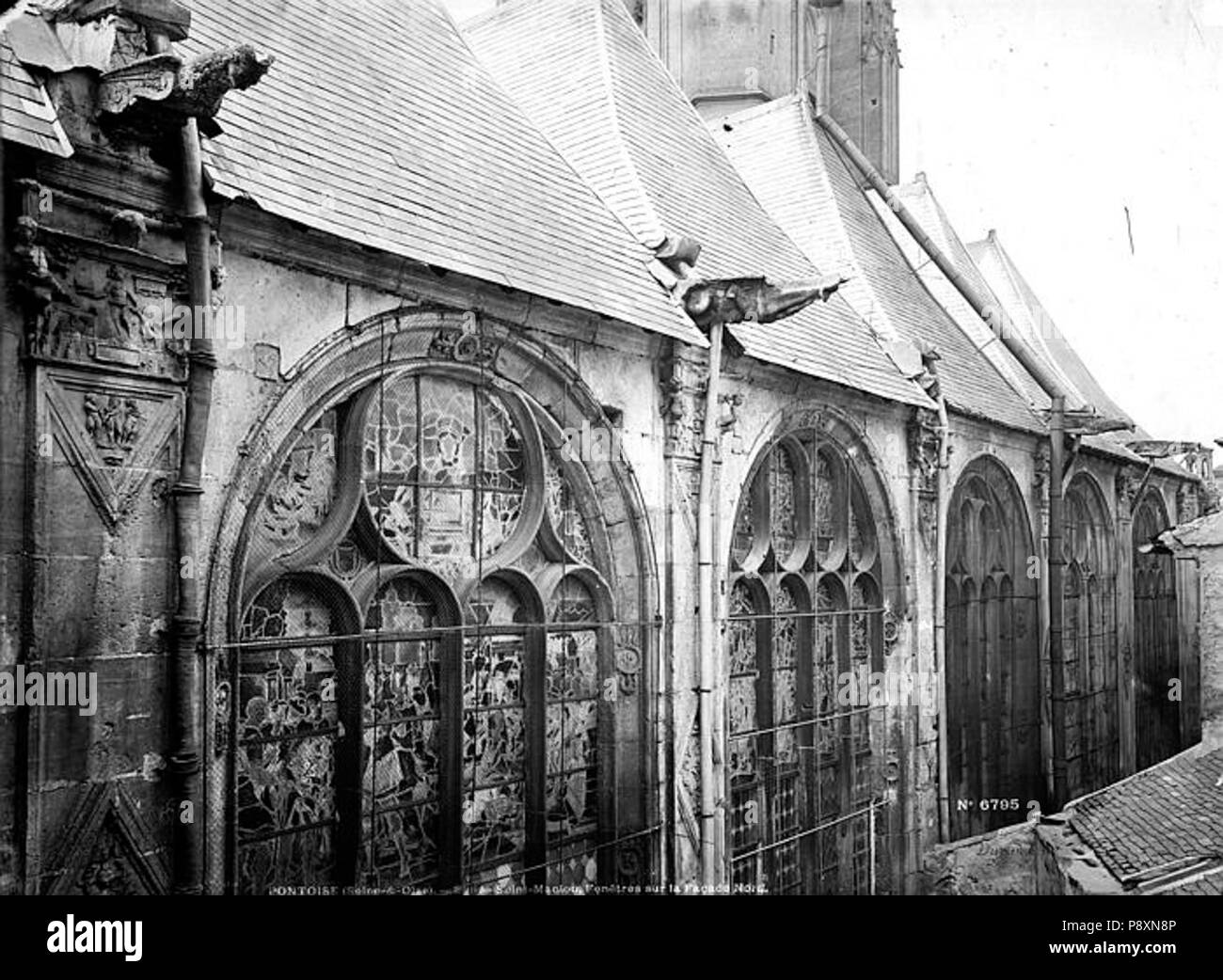 268 Eglise Saint-Maclou - Fenêtres - Pontoise - Médiathèque de l'architecture et du patrimoine - APMH00006795 Banque D'Images