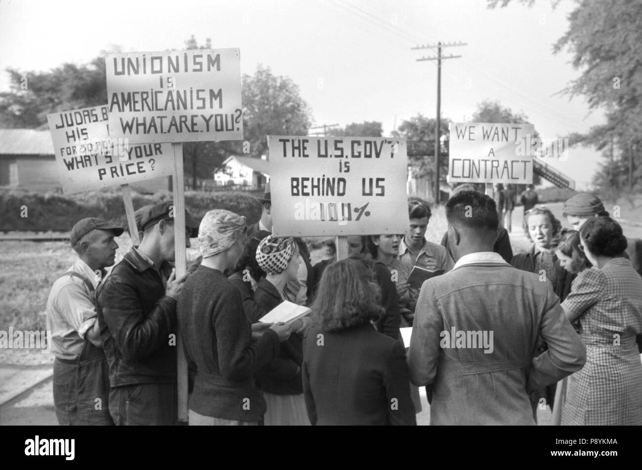 Piquets en dehors de l'usine de textile, Greensboro, North Carolina, USA, Jack Delano, Farm Security Administration, mai 1941 Banque D'Images