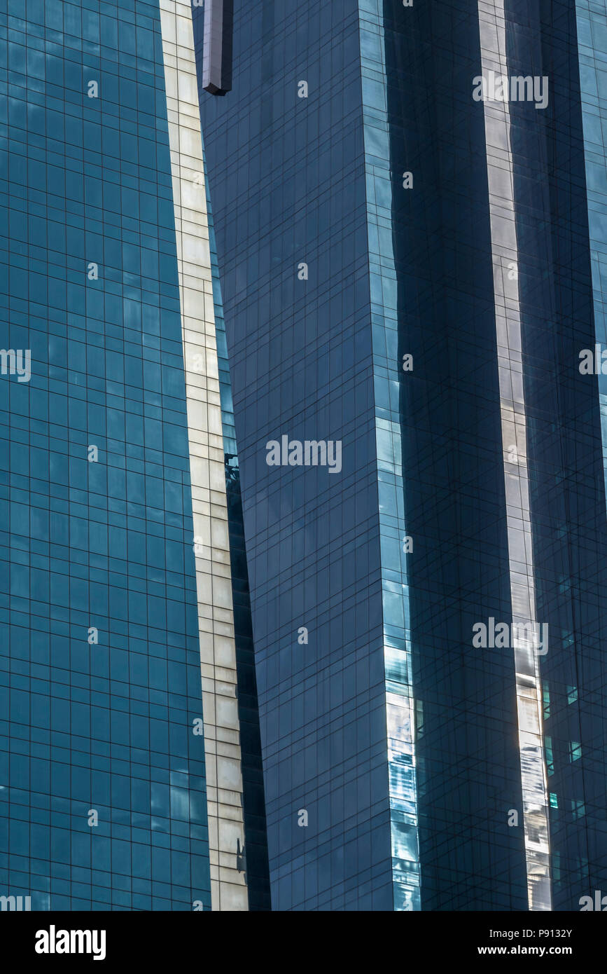 Gratte-ciel moderne immeuble de bureaux commerciaux Conception des façades Banque D'Images