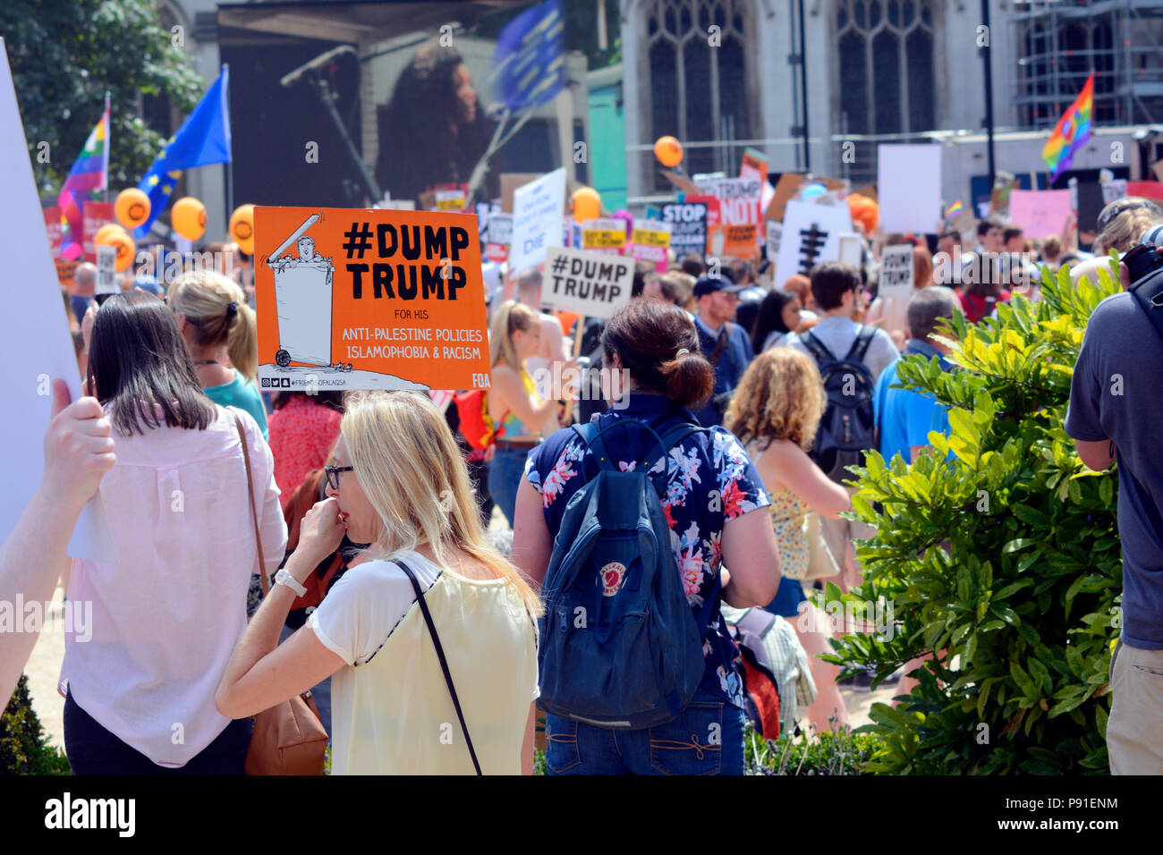 Londres, Royaume-Uni, 13 juillet 2018. Le Trump manifestation à Londres le 13 juillet 2018 Crédit : Jeremy Hoare/Alamy Live News Banque D'Images