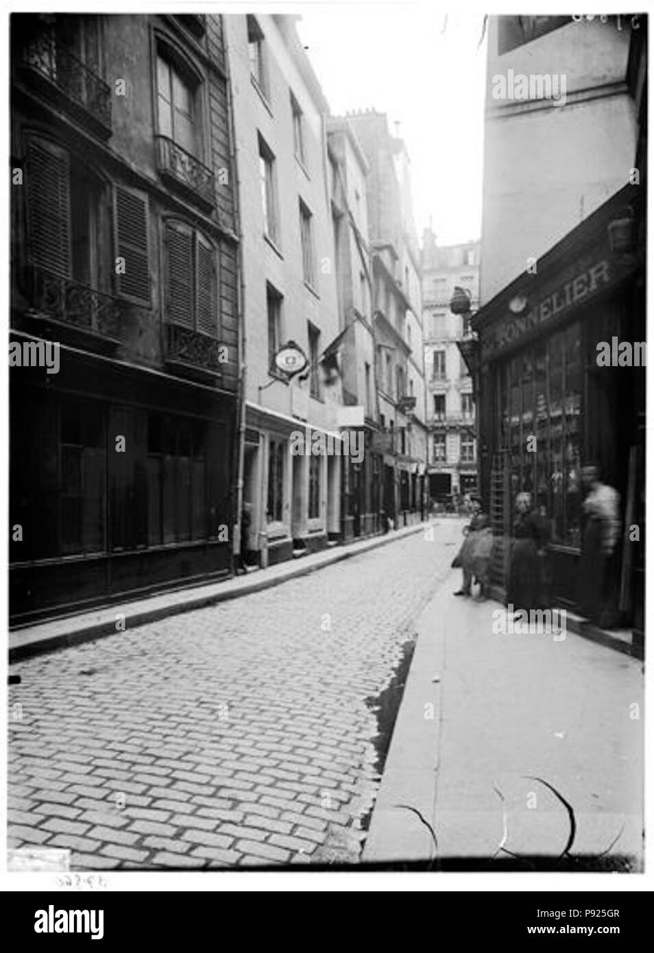 408 Maison dite de Nicolas Flamel - façade sur rue, vue de la devanture - Paris 03 - Médiathèque de l'architecture et du patrimoine - APMH00037860 Banque D'Images
