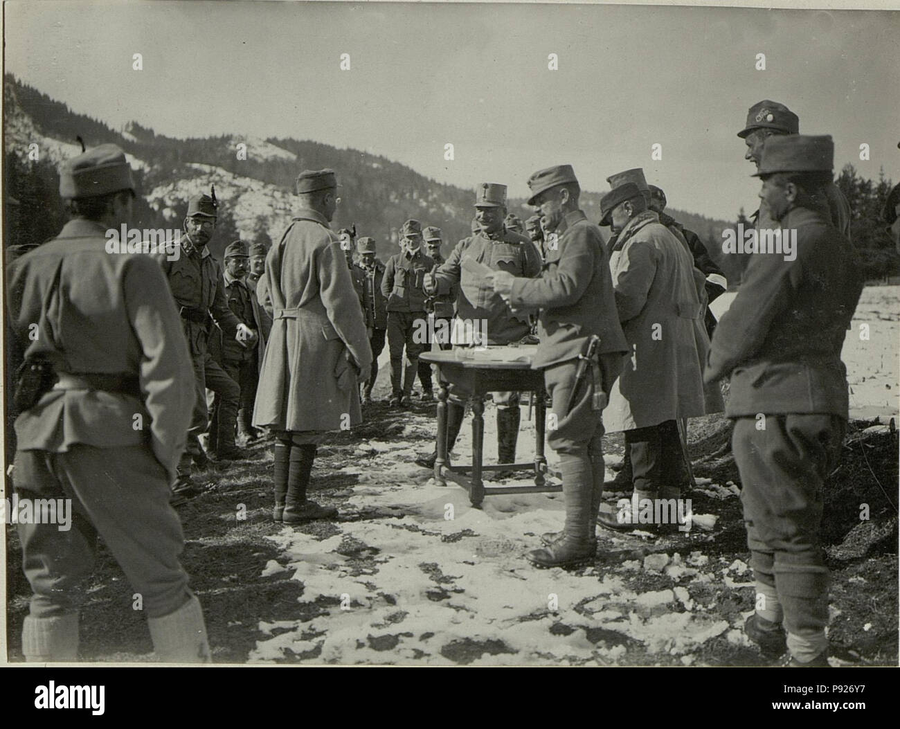 418 Militär Skilaufen à Villach. Preisverteilung durch seine Exzellenz General der Kavallerie Rohr, 7. Preis. BildID (15468081) Banque D'Images