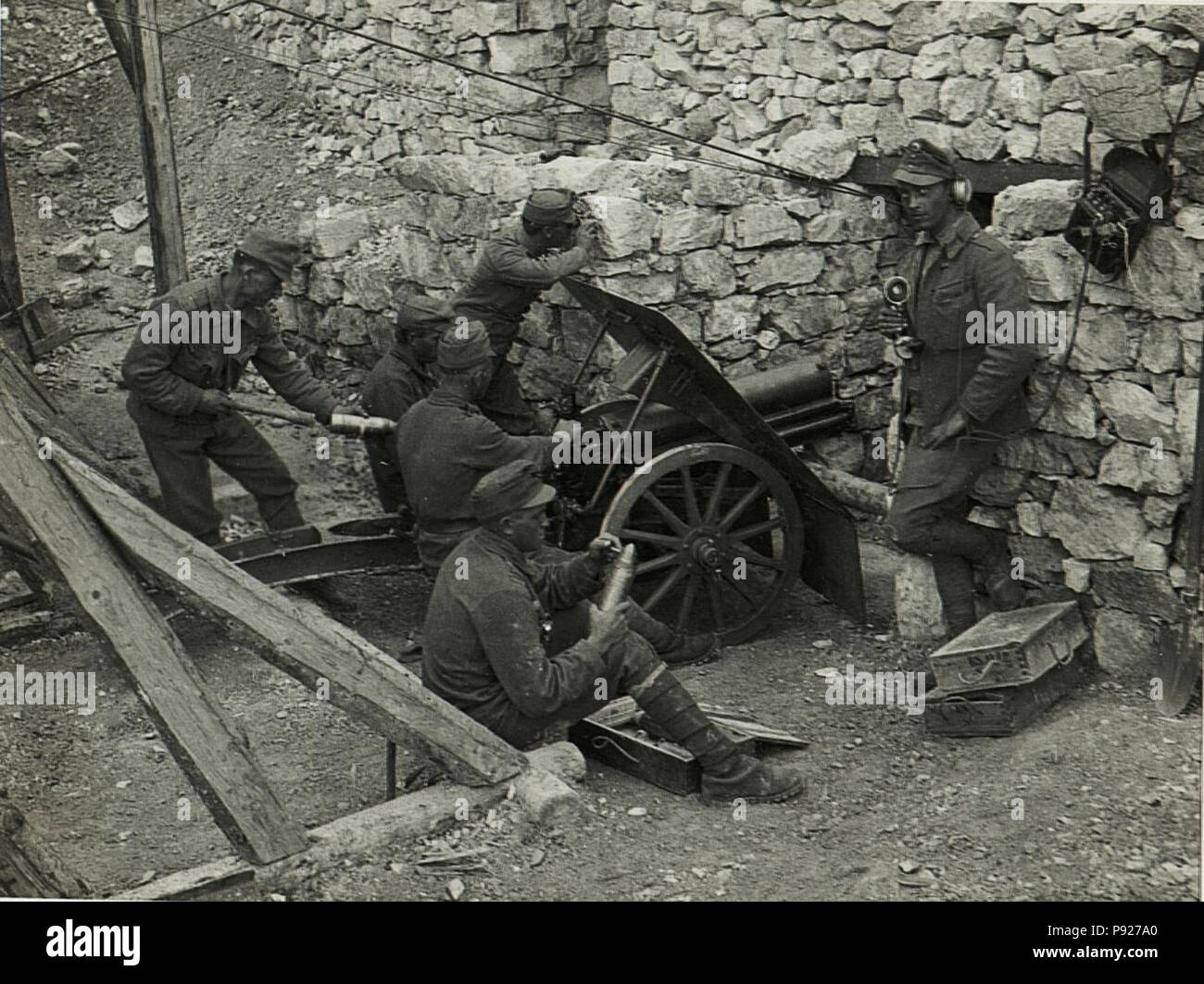 Gebirgsgeschütz Fanisturm 420 Modernes 7,5cm. BildID (15586282) Banque D'Images