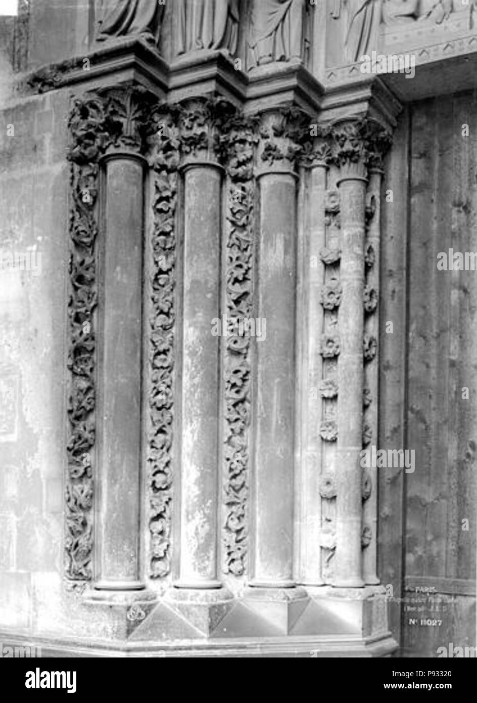 489 Sainte-Chapelle - Porte haute, piédroits gauches - Paris - Médiathèque de l'architecture et du patrimoine - APMH00011027 Banque D'Images