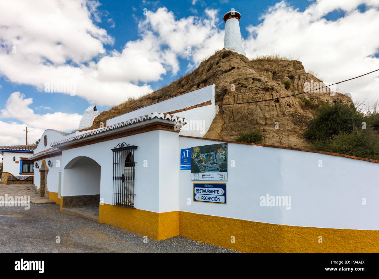 Guadix, Espagne 12 Juin 2018 : : Restaurant Cuevas La Granje. Restaurant ferme dans une grotte des capacités Banque D'Images