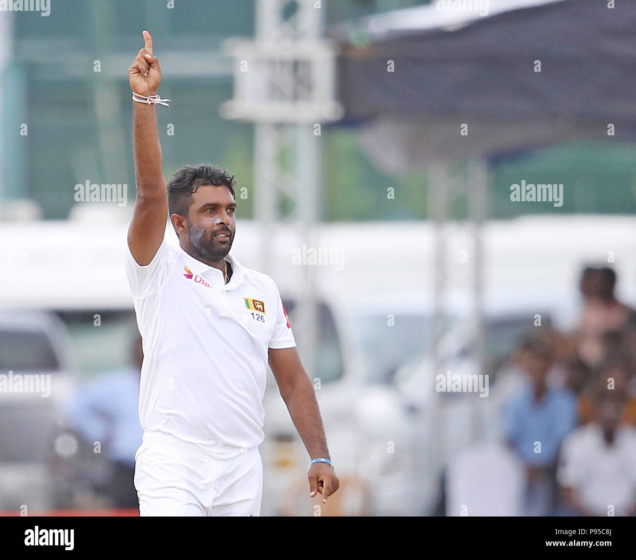 Le Sri Lanka. 14 juillet, 2018. Sri Lanka a Dilruwan Perera célèbre après wicket au cours de la troisième journée de l'ouverture test match entre le Sri Lanka et l'Afrique du Sud au stade de cricket international le Galle dans Galle le 14 juillet 2018. Credit : Lahiru Harshana/Pacific Press/Alamy Live News Banque D'Images