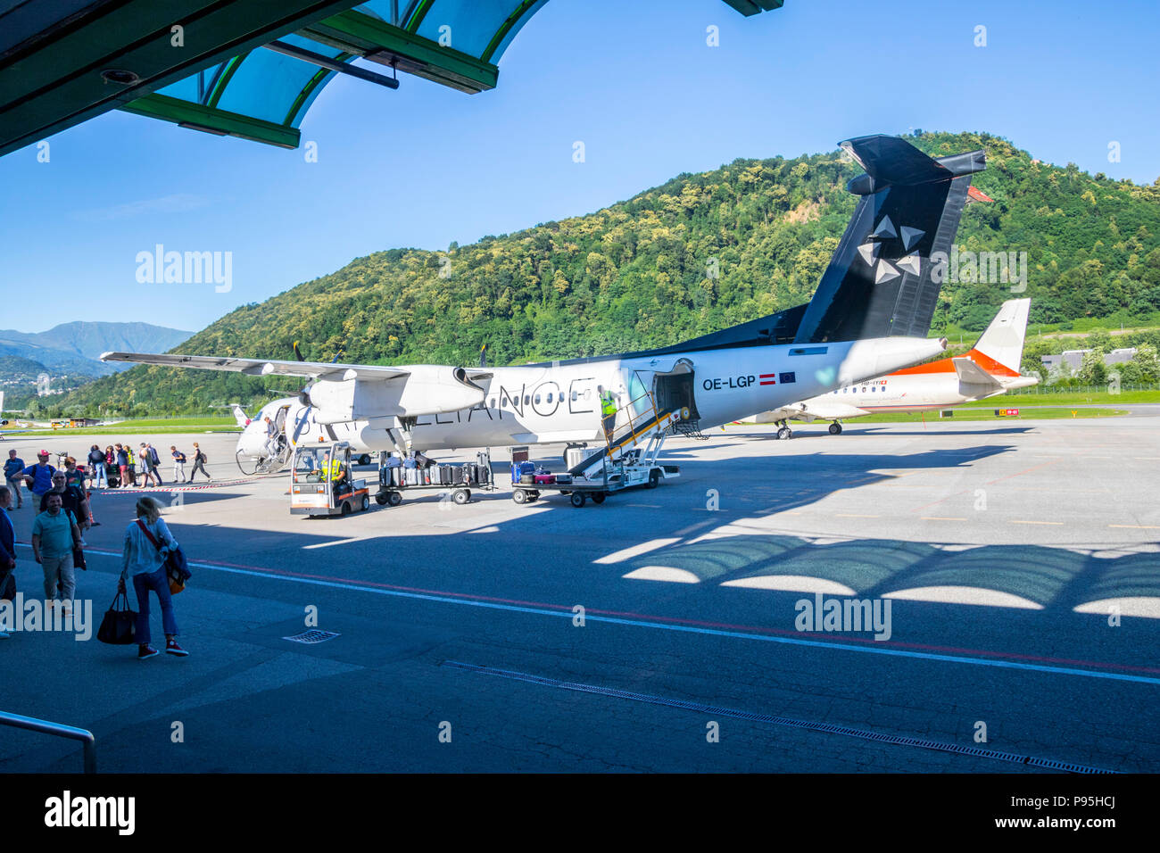Austrian Airlines OELGP Bombardier Dash 8Q402 à l'aéroport de Lugano
