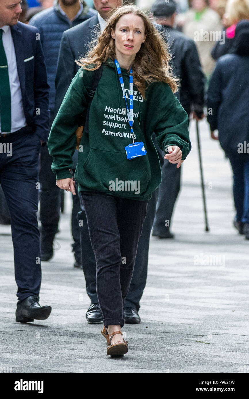 Memorial Tower Grenfell événements marquant un an après l'incendie. Avec : Atmosphère, voir Où : London, England, United Kingdom Quand : 14 Juin 2018 Crédit : Wheatley/WENN Banque D'Images