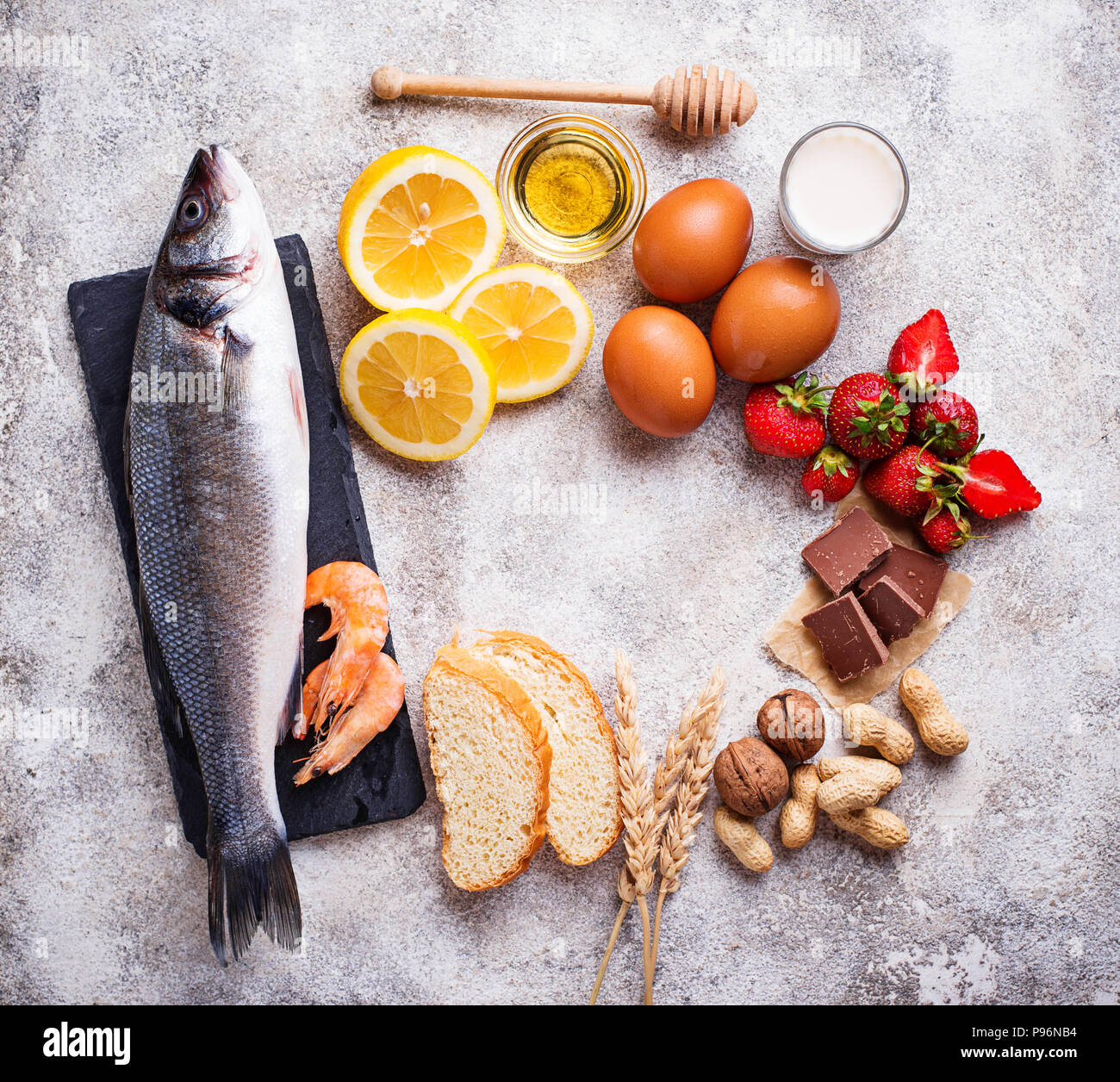 Allergie alimentaire concept. Un assortiment de produits allergiques Banque D'Images