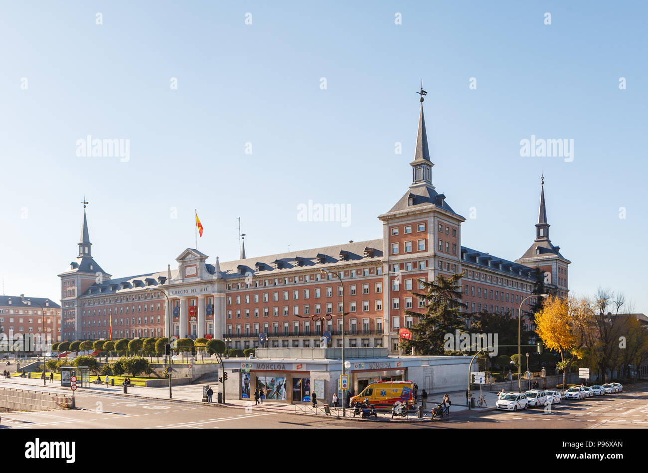 MADRID, ESPAGNE : 04.12.2016 : Spanish Air Force (Ejercito del Aire) Quartier général. Madrid, Espagne. Banque D'Images