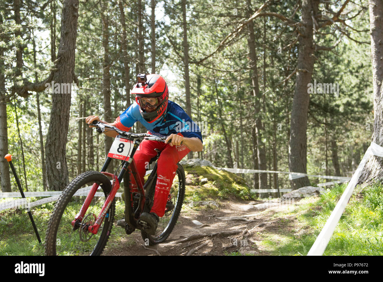 Vallnord, La Massana, Andorre. 15 juillet 2018. Course de descente, l'UCI, la Coupe du Monde de vélo de montagne, Andorre Vallnord. 15/07/2018 Credit : Martin Silva Cosentino / Alamy Live News Banque D'Images