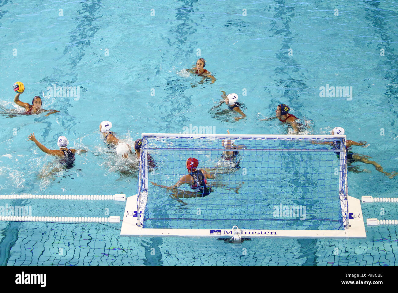 Barcelone, Espagne. 14 juillet 2018, les piscines Bernat Picornell, Barcelone, Espagne ; 33e Championnats de water-polo européen, l'Espagne Femmes contre la Hongrie les femmes ; une action du match : Crédit UKKO Images/Alamy Live News Banque D'Images