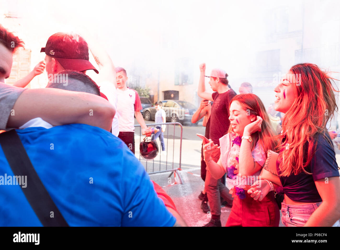 Français célébrant la Coupe du Monde de Football 2018 Banque D'Images