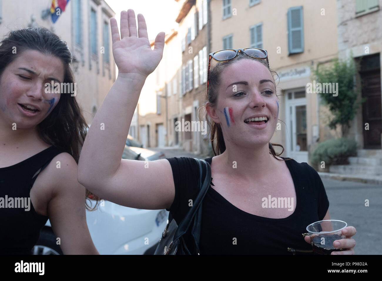 Français célébrant la Coupe du Monde de Football 2018 Banque D'Images
