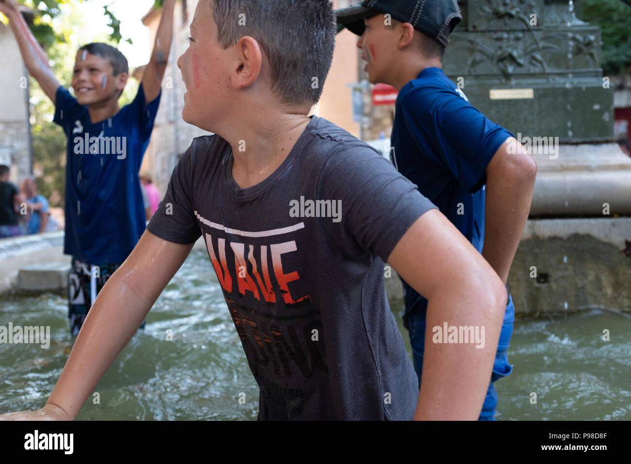 Français célébrant la Coupe du Monde de Football 2018 Banque D'Images