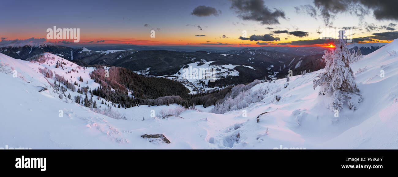 Panorama de montagne Hiver - Donovaly Banque D'Images