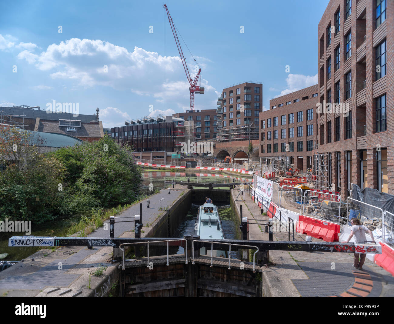 Juillet 2018, la construction de Camden Lock Village de Camden Town sur le Regents Canal par le groupe MACE est presque terminée. Banque D'Images