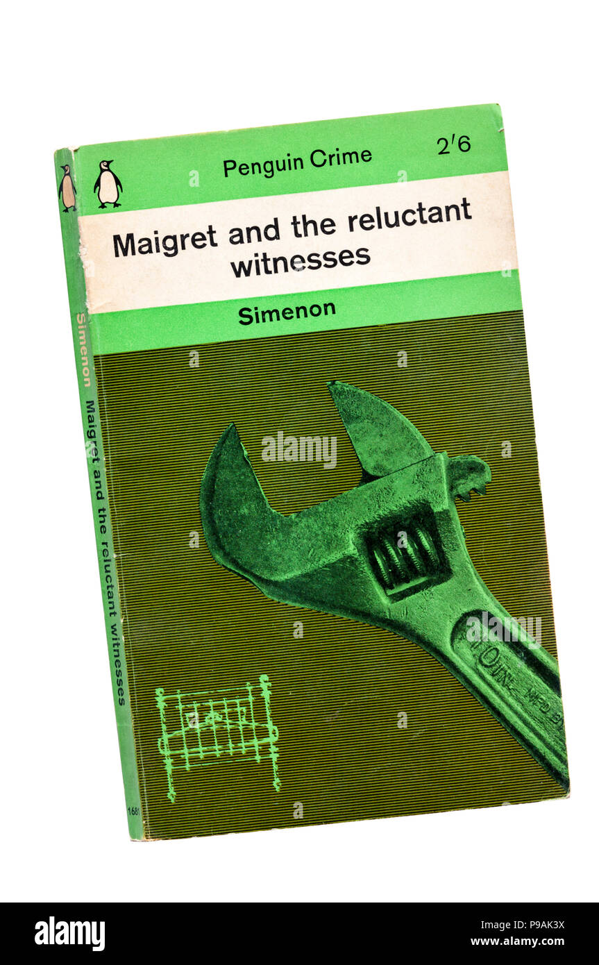 Pingouin vert poche Crime. Maigret et les témoins réticents d'abord publié en français comme Maigret et les témoins récalcitrants, en 1959. Banque D'Images