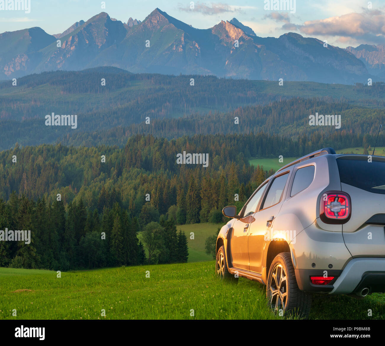Vus sur une montagne meadow Banque D'Images