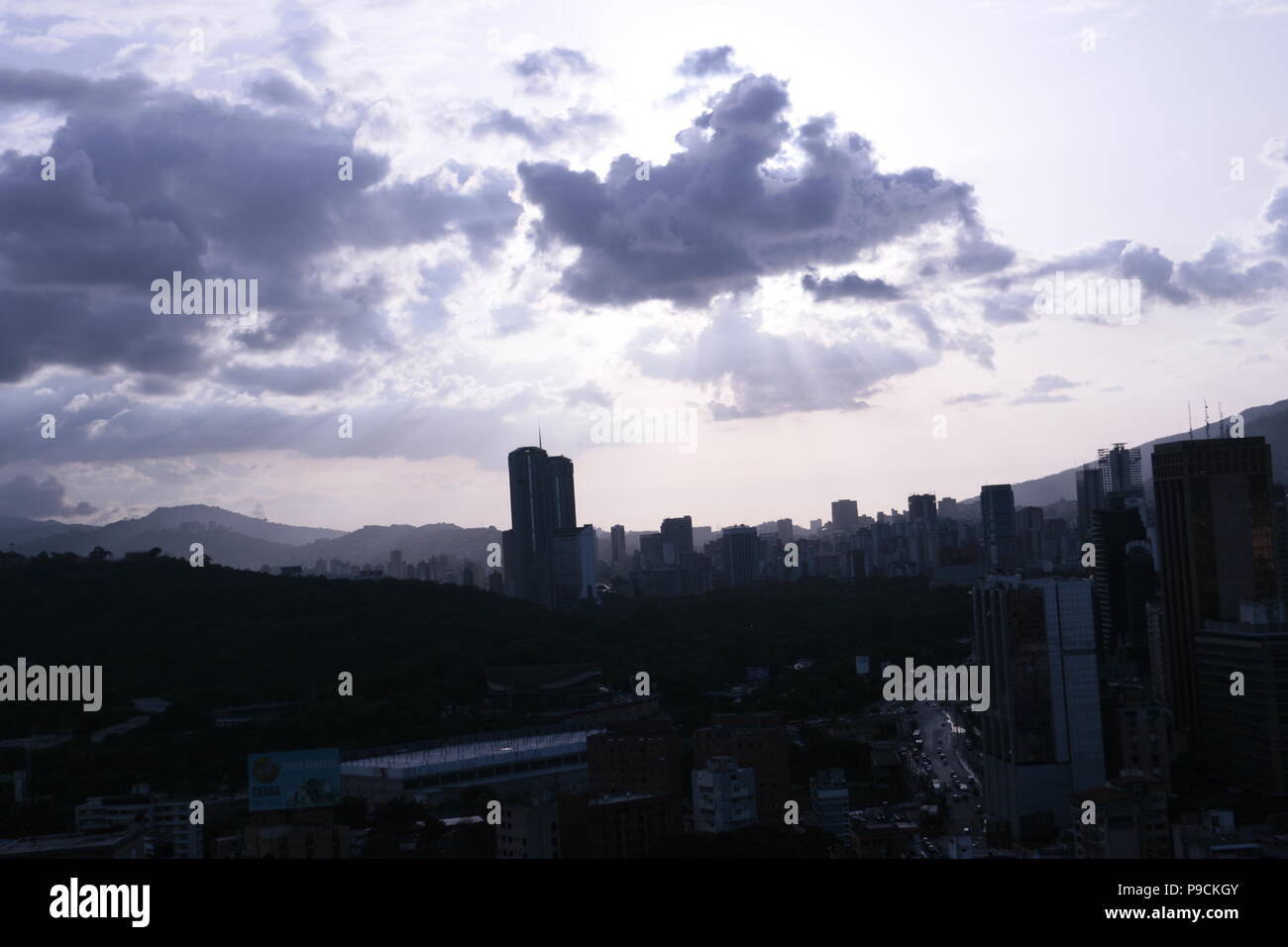 Image showcasing La région de Sabana Grande à Caracas à partir de El Recreo Shopping ...
