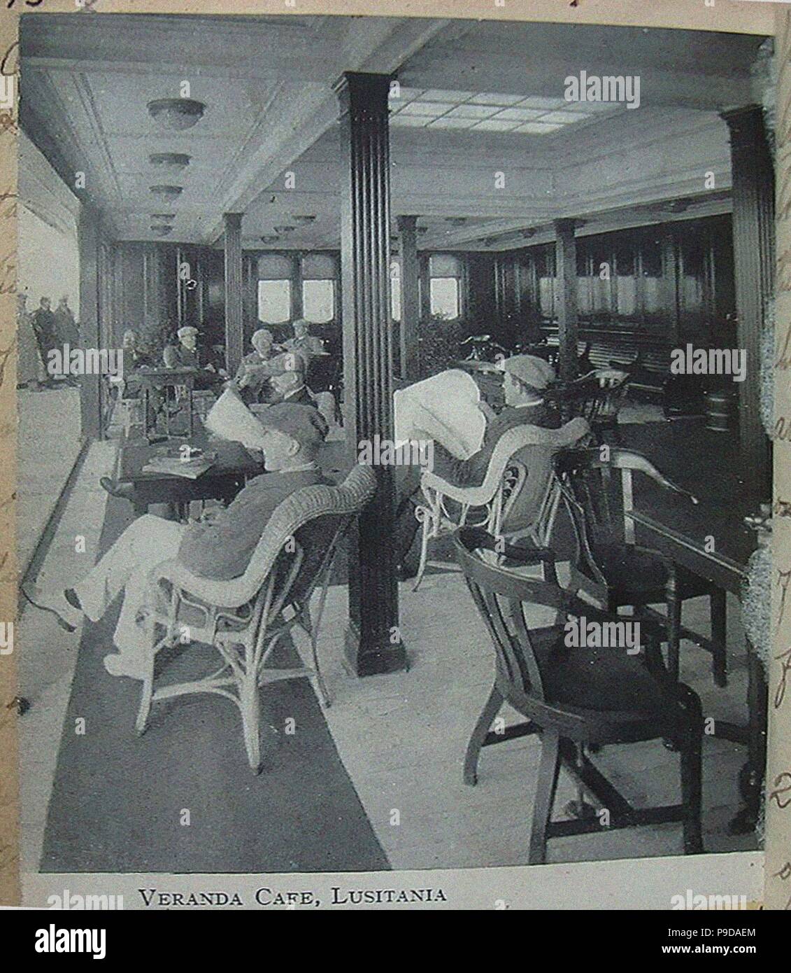 RMS Lusitania, véranda Cafe. Musée : collection privée. Banque D'Images