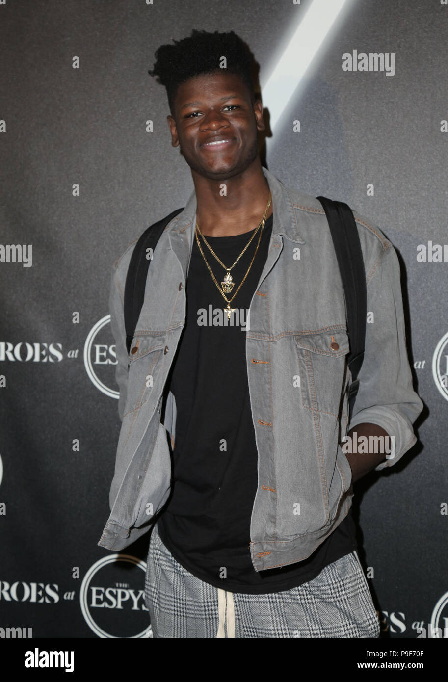 États-unis 17 Juillet, 2018. 17 juillet 2018 - Los Angeles, Californie - Mohamed Bamba. Au ESPYS EROES tenue au marché de la ville Maison sociale . Crédit photo : PMA/AdMedia Crédit : PMA/AdMedia/ZUMA/Alamy Fil Live News Banque D'Images