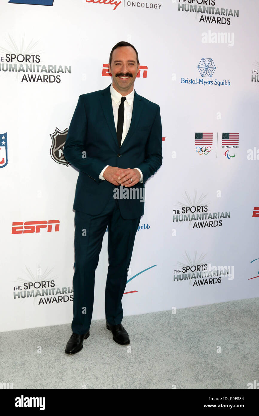 Los Angeles, CA, USA. 17 juillet, 2018. Tony Hale à la 4e Annual Sports Awards humanitaires au Novo par Microsoft le 17 juillet 2018 à Los Angeles, Californie. Crédit : David Edwards/Daily/celeb Punch Media/Alamy Live News Banque D'Images