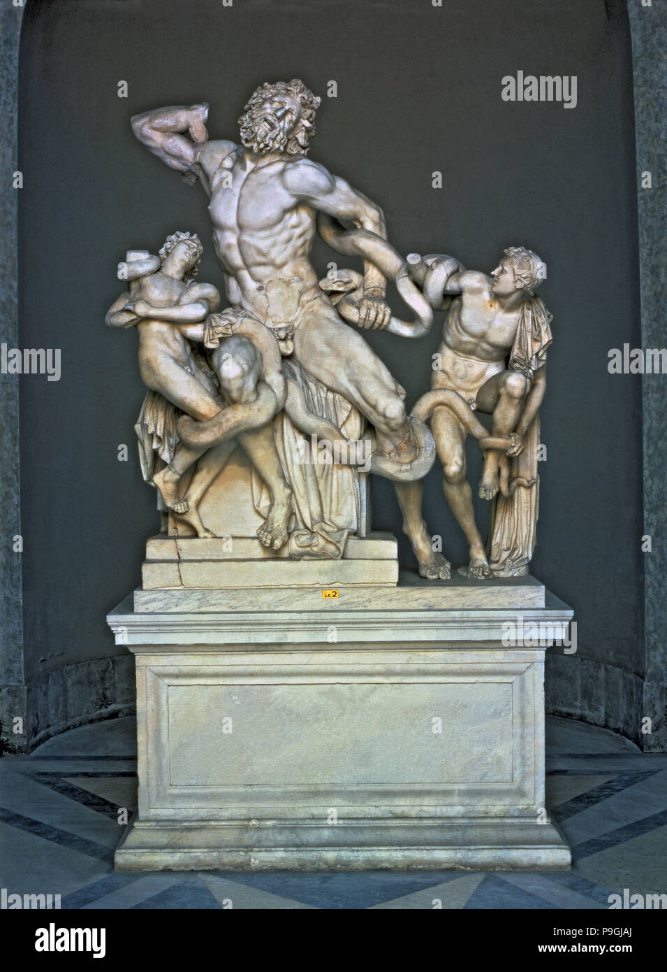 Laocoon. Groupe de sculptures représentant le prêtre de Troie et ses deux fils étranglés par les serpents.. Banque D'Images