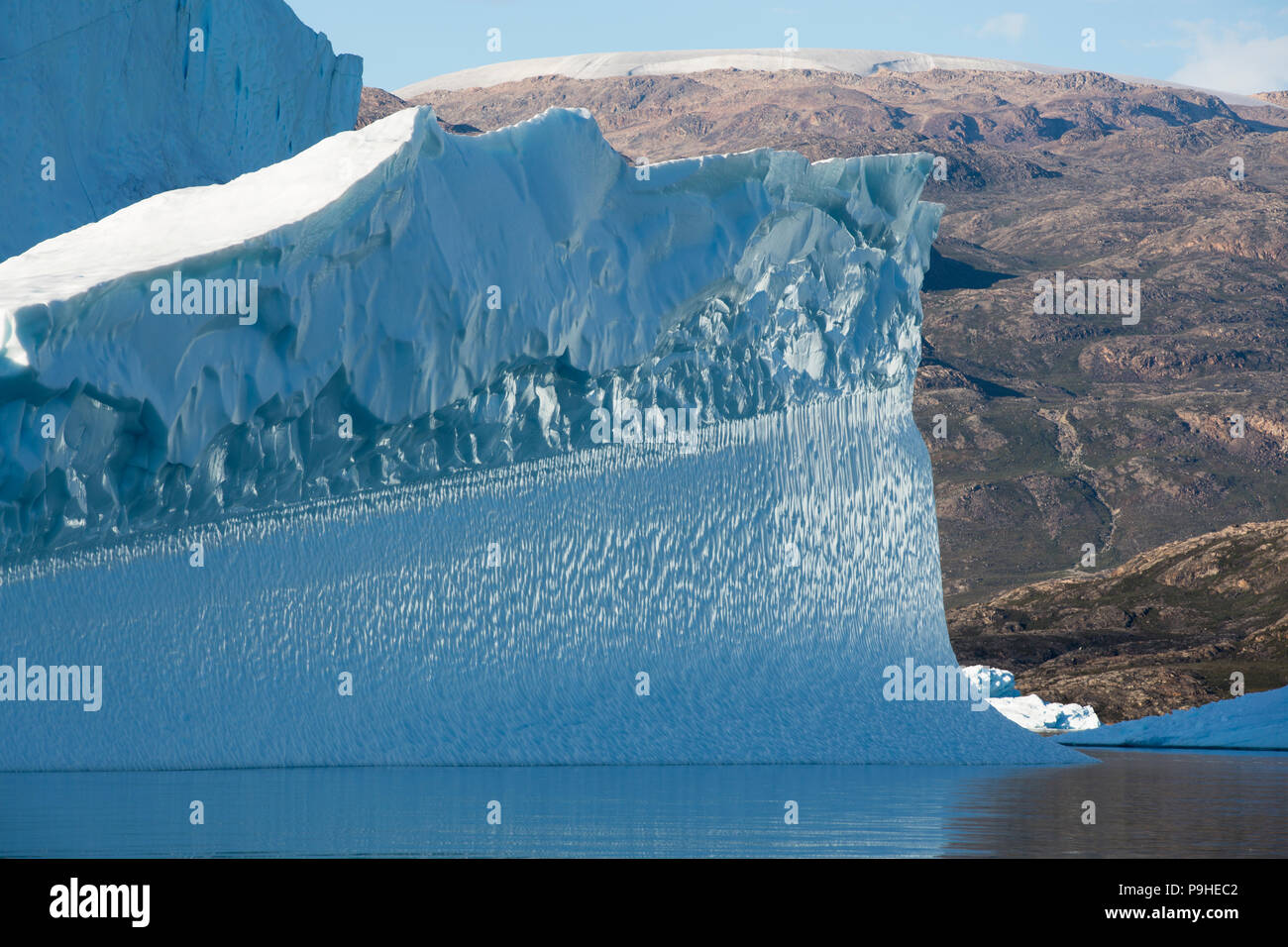 Gros iceberg, Scoresby Sound, Groenland Banque D'Images