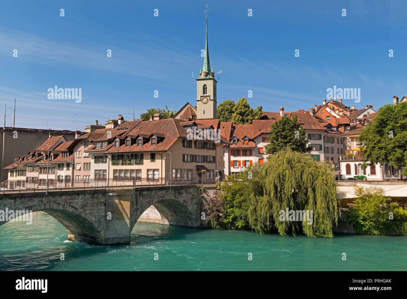 Vue sur la ville et l'église Nydeggkirche Untertorbrücke bridge Berne Suisse Banque D'Images