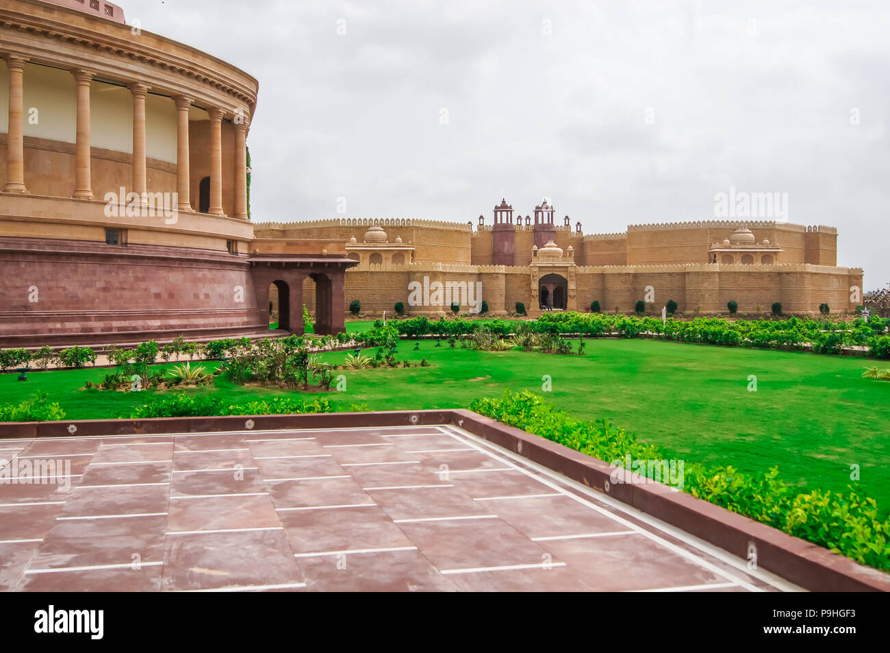 Le parlement de l'Inde, petite copie de parlement à Gujarat-India Banque D'Images