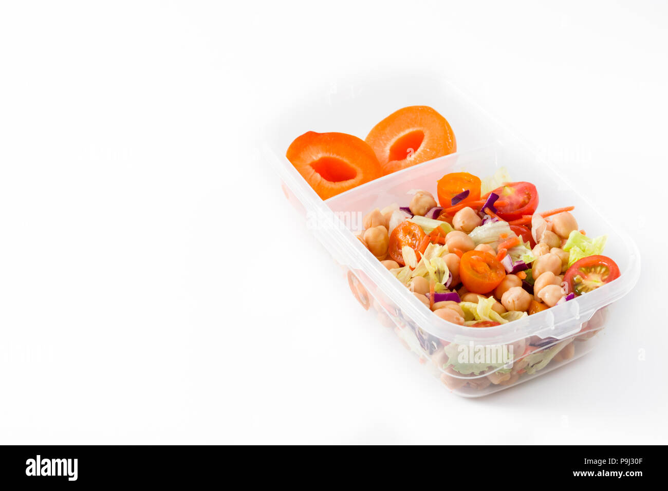 Boîte à lunch avec des aliments prêts à manger isolé sur fond blanc Banque D'Images