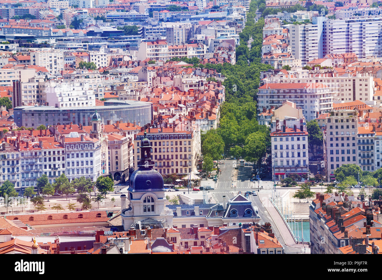 Vue aérienne de la ville de Lyon avec le célèbre Hôtel-Dieu, France Banque D'Images