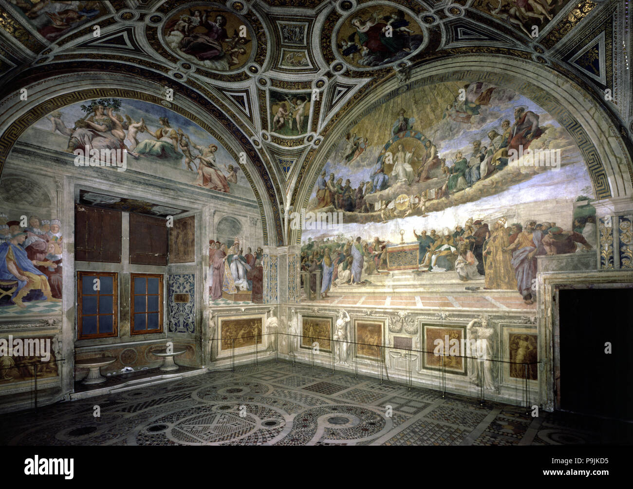 Stanza della Segnatura au Vatican, voir des fresques 'le différend du sacrement' et 'J… Banque D'Images