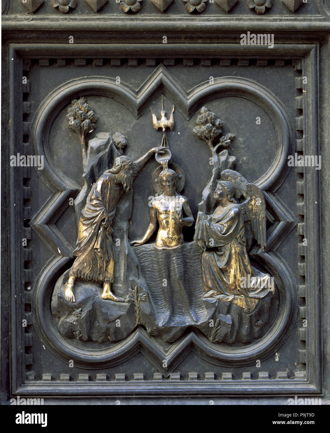 Le Baptême du Christ', 1329-1336. L'allégement en bronze sur le portail sud du baptistère de la… Florenc Banque D'Images