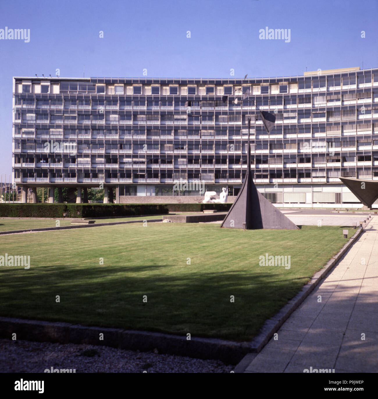 Bâtiment de l'UNESCO à Paris, conçu par Bernhard Breuer et Zehrfuss Marcer en collaboration avec les P… Banque D'Images