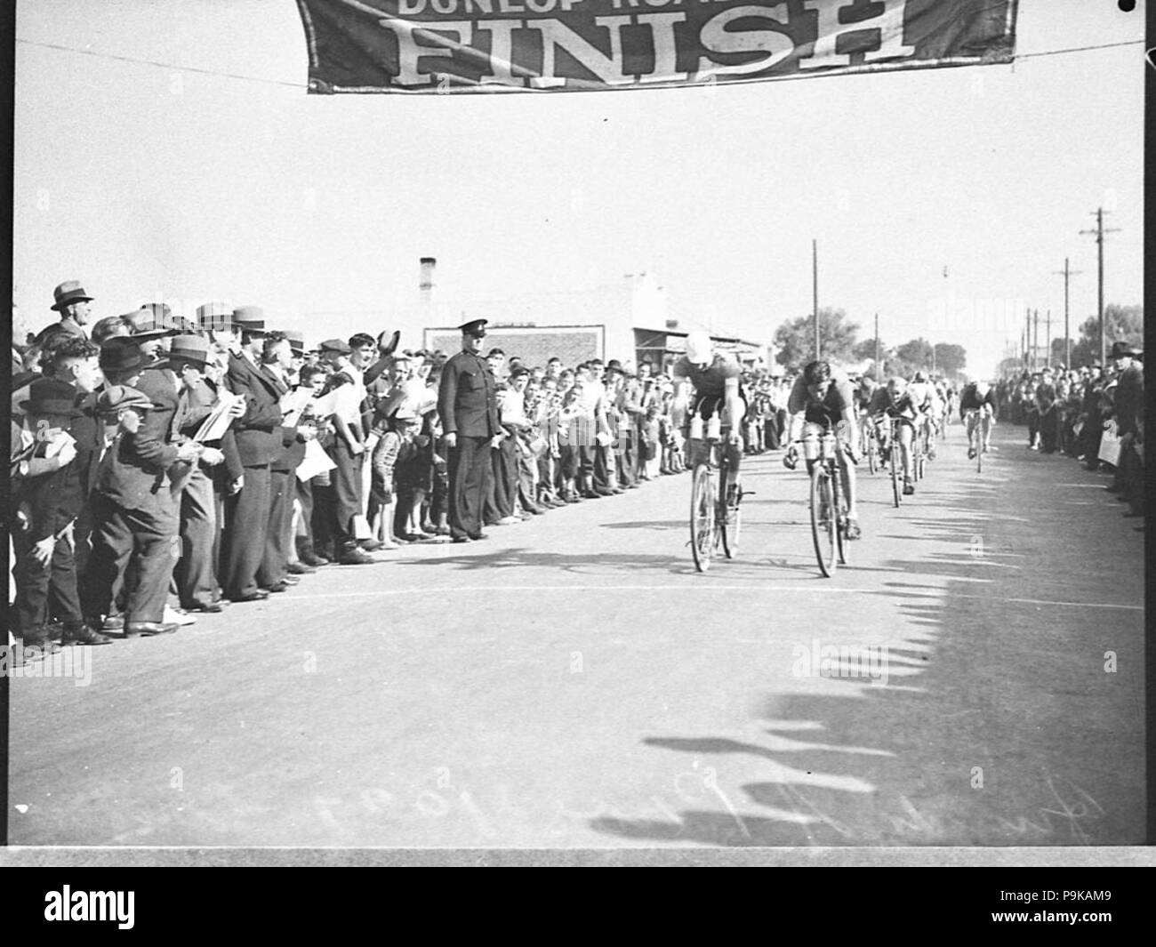 245 21780 SLNSW Dunlop road Race Banque D'Images