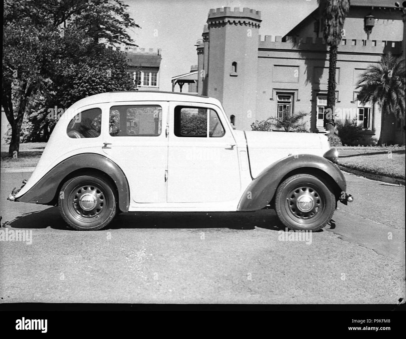246 22582 SLNSW 1936 berline Hillman Banque D'Images