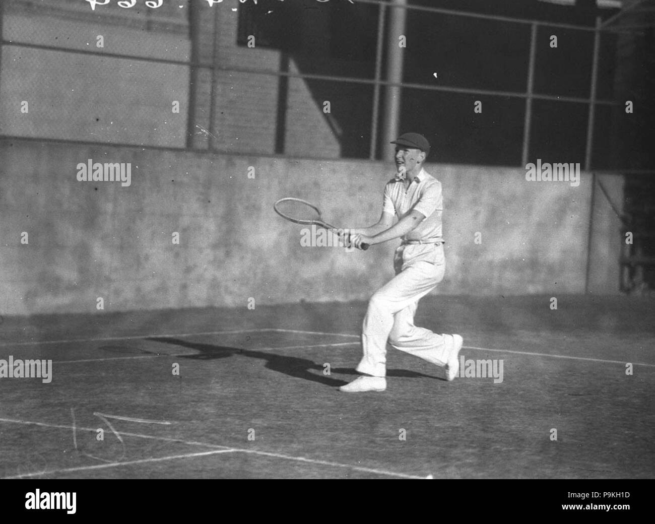 264 42673 SLNSW Ville de Sydney tennis junior dvd John Bromwich Banque D'Images