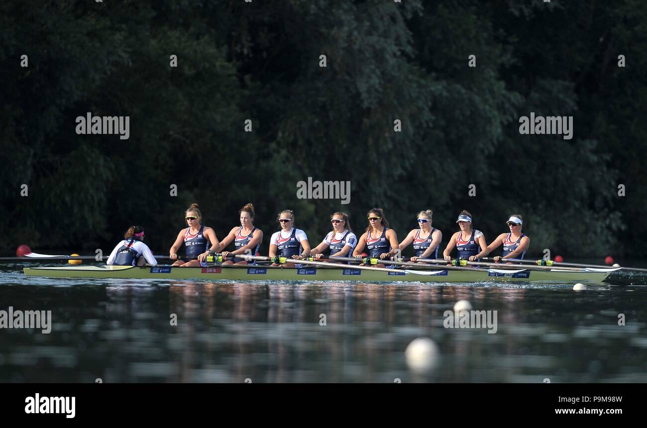 Redgrave Pinsent Aviron Lake, au Royaume-Uni. 19 juillet 2018. Les huit femmes composé d'Anastasia Chitty, Katherine Douglas, Holly Hill, Rebecca Girling, Fiona Guillaume Picot, Holly Norton, Karen Bennett, Rebecca raccourcir et de Mathilde Horn (Cox). L'équipe d'aviron britannique annonce de pour les Championnats d'Europe à Glasgow 2018. Redgrave Pinsent Aviron Lac. Dans le Berkshire. UK. 19/07/2018. Credit : Sport en images/Alamy Live News Banque D'Images