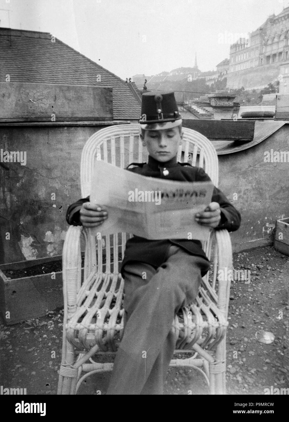 166 Attila út 35. (Attila körút 2.) tetőterasza főhercegi, une háttérben József palota és un budai Vár. Fortepan 55733 Banque D'Images