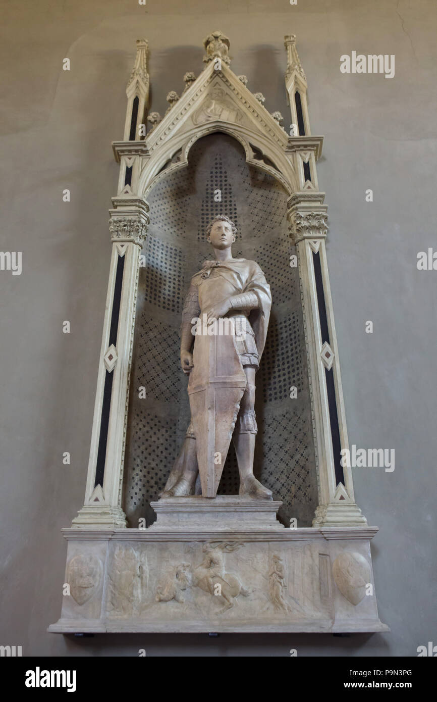 Statue en marbre de Saint George par Donatello sculpteur italien de la Renaissance (1416-1417) sur l'affichage dans le musée Bargello (Museo Nazionale del Bargello) à Florence, Toscane, Italie. Banque D'Images