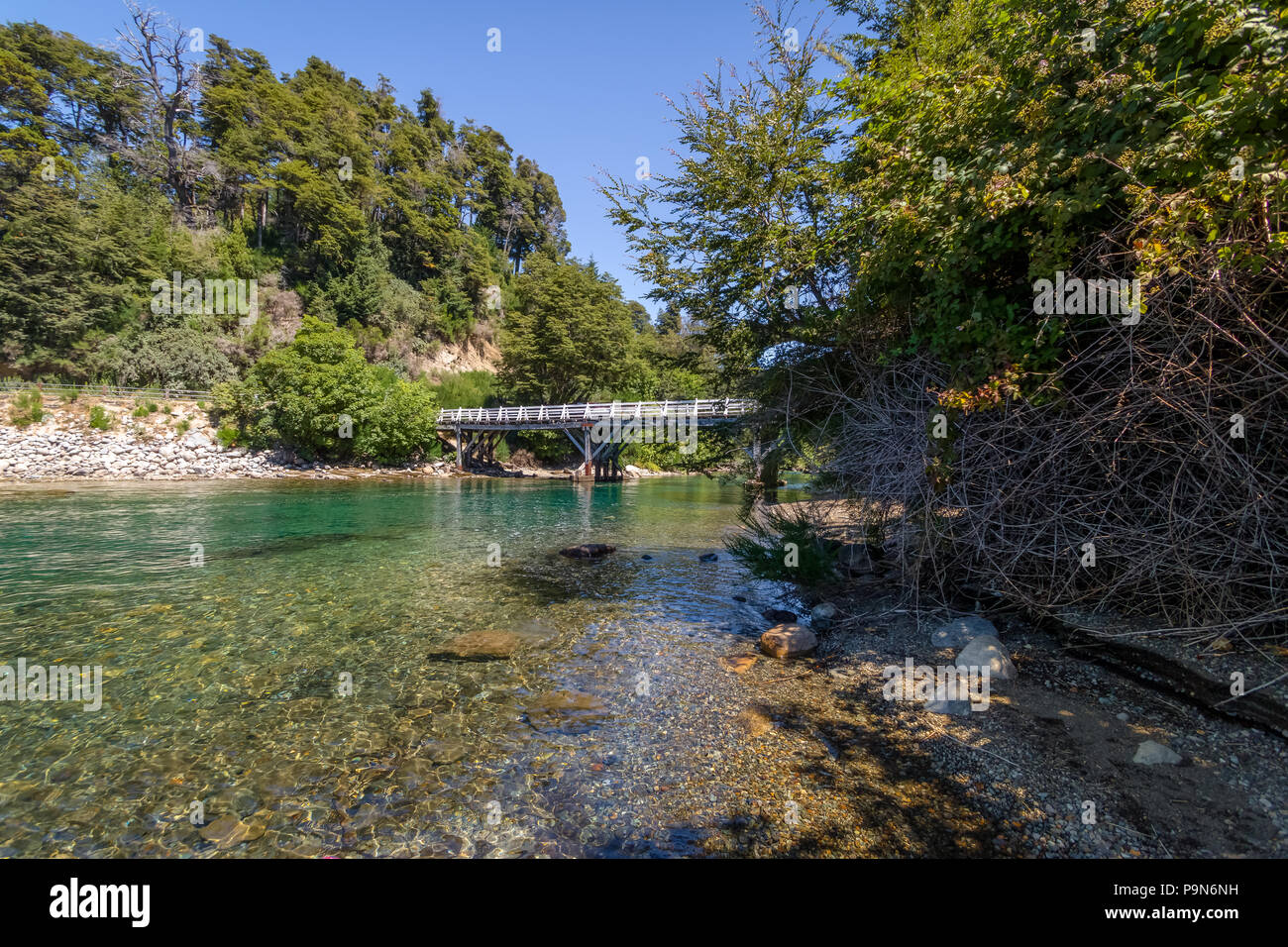 Pont à Correntoso Lake - Villa La Angostura, Patagonie, Argentine Banque D'Images