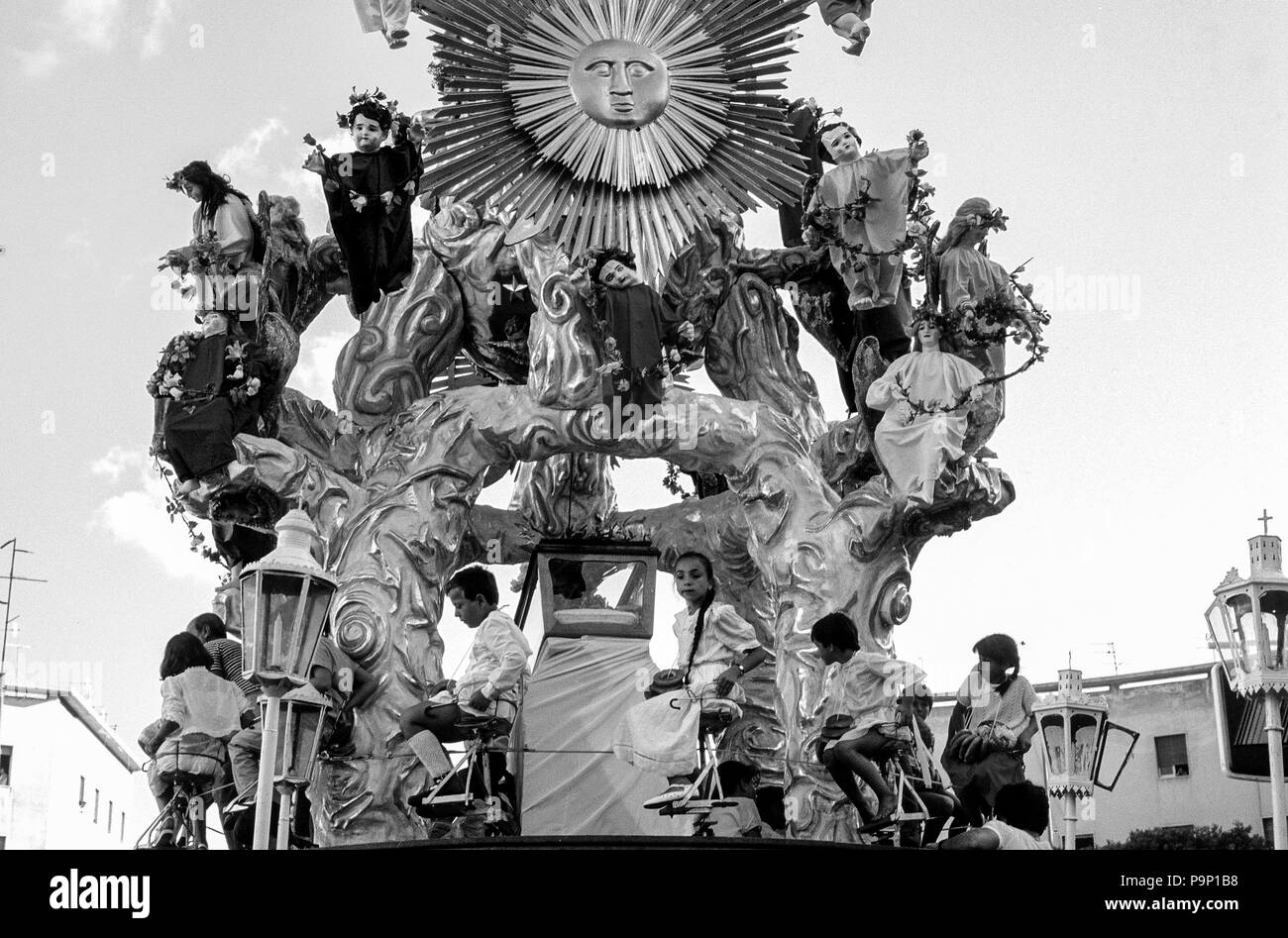 Italie Sicile Messine le Festival de Vara et Giganti 14/15/Août 80s la vara Banque D'Images Italie Sicile Messine le Festival de Vara et Giganti 14/15/Août 80s la vara Banque D'Images