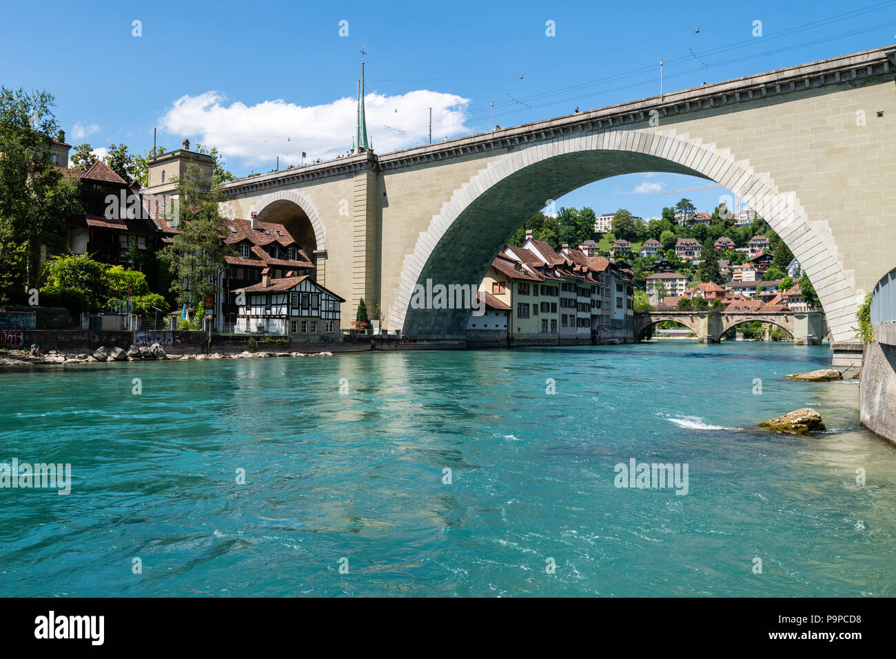 Berne, la capitale de la Suisse, est construit autour d'un escroc dans l'Aare. Il tire ses origines du 12ème siècle, avec son archit Banque D'Images