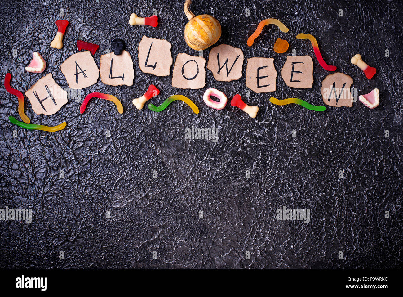 Arrière-plan avec des friandises Halloween créatif Banque D'Images