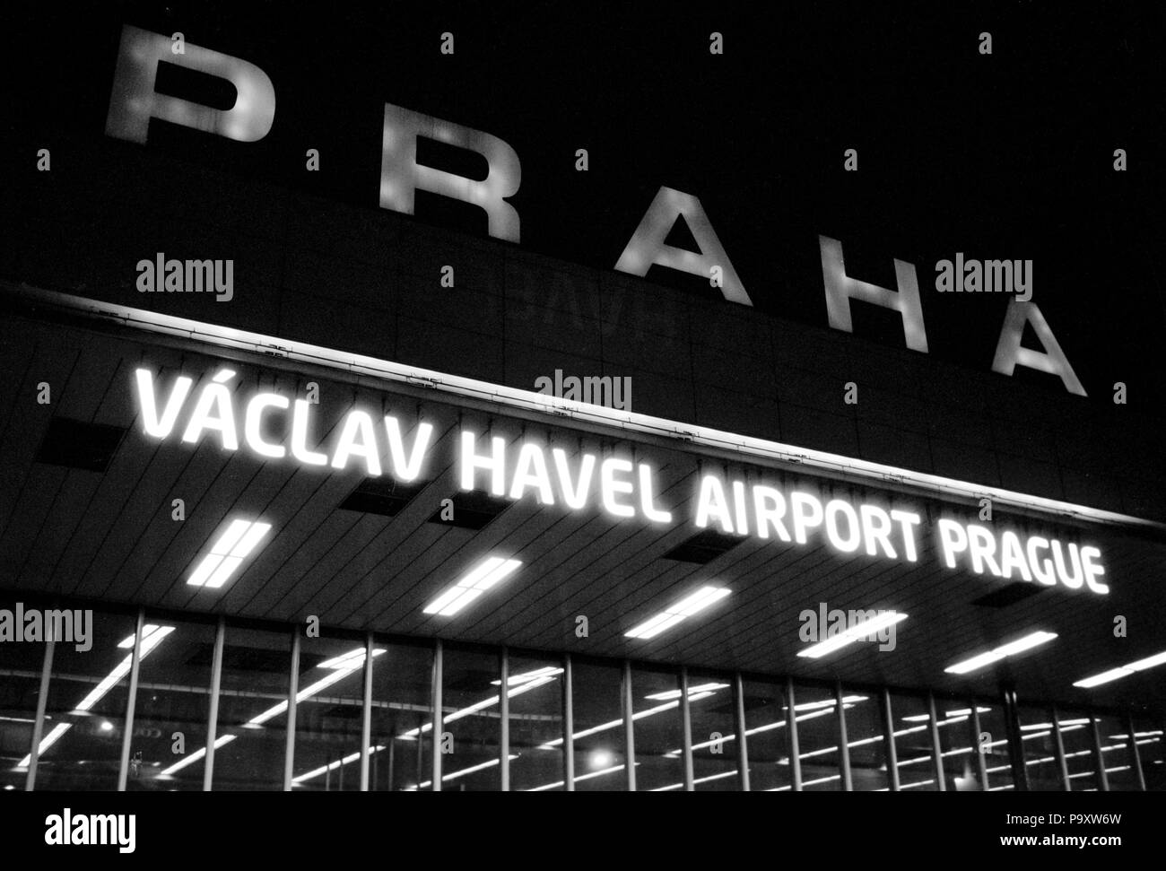 Terminal Passagers de l'aéroport Ruzyne - Vaclav Havel, Prague, République tchèque. Banque D'Images