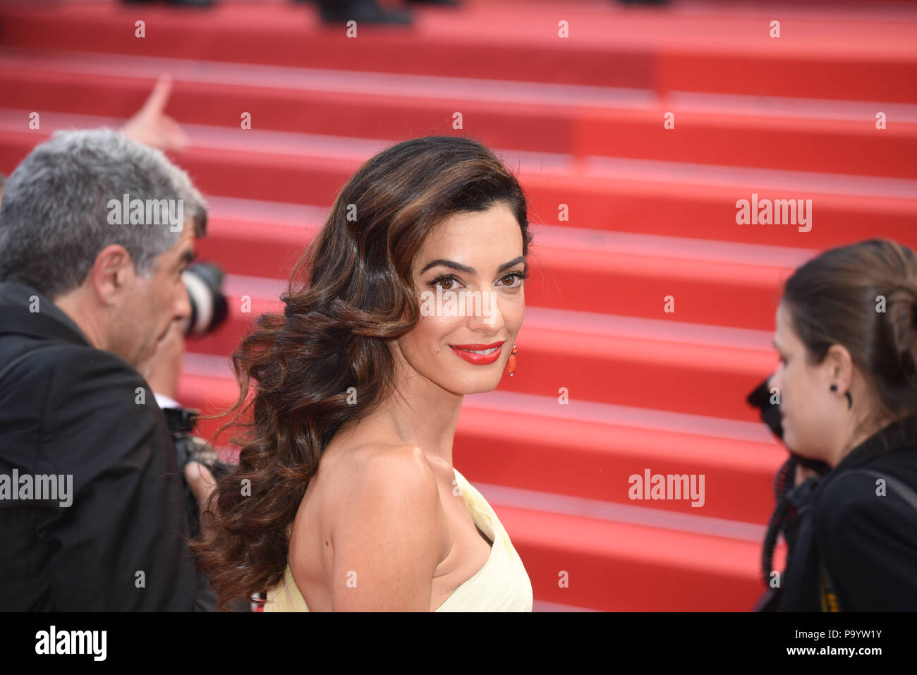 12 mai 2016 - Cannes, France : Amal Clooney assiste à l 'argent Monster' premiere pendant le 69e festival de Cannes. Amal Clooney lors du 69eme Festival de Cannes. *** FRANCE / PAS DE VENTES DE MÉDIAS FRANÇAIS *** Banque D'Images