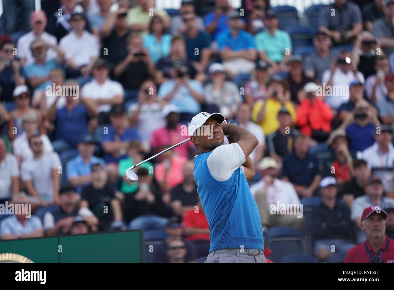 Carnoustie, Angus, Scotland. 19 juillet, 2018. USA's Tiger Woods tees off au premier tour de la 147e à l'Open de Golf de Carnoustie Carnoustie Golf Links, Angus, l'Écosse, le 19 juillet 2018. Credit : Koji Aoki/AFLO SPORT/Alamy Live News Banque D'Images