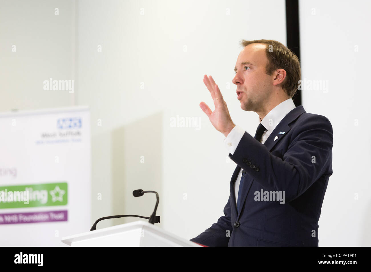 Bury St Edmunds, Royaume-Uni. 20 juillet 2018. Matt Hancock qui vient d'être nommé secrétaire de la Santé et des soins sociaux dévoile près d'un demi-milliard de livres à NHS, à l'ouest de l'hôpital de Suffolk. Banque D'Images